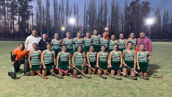 Marabunta, subcampeón patagónico de hóckey femenino en primera división.
