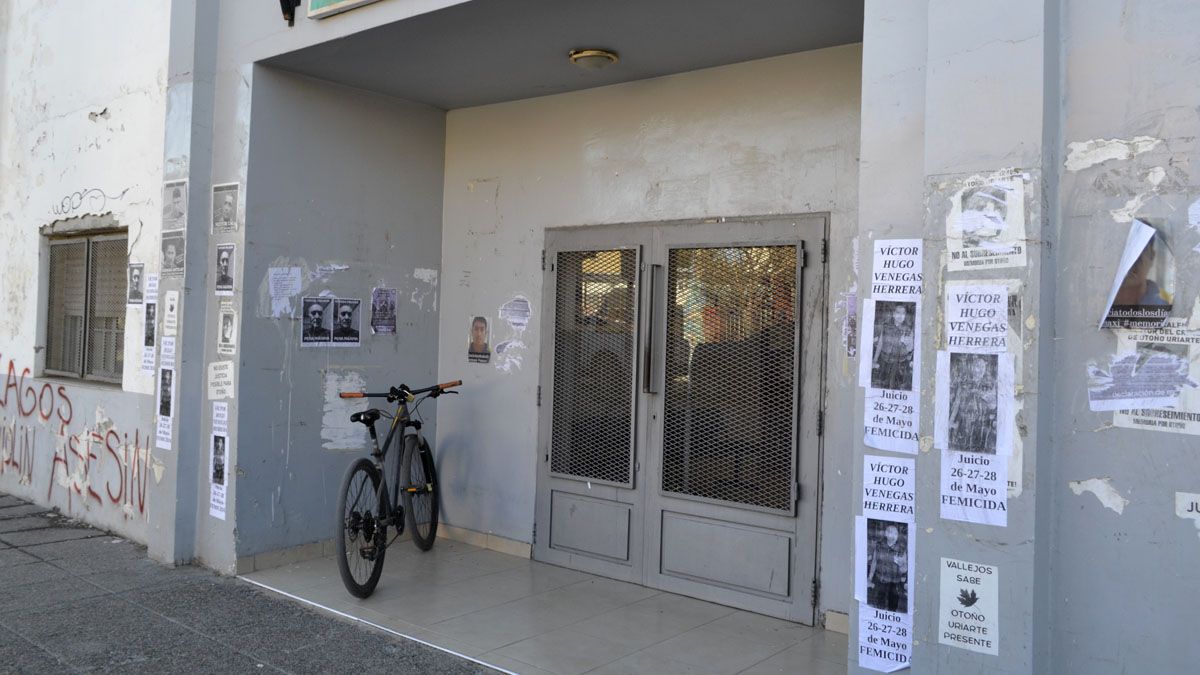 La Justicia cipoleña sobreseyó a un hombre de Fernández Oro que había sido acusado por violar a una niña. La medida se tomó ante su fallecimiento.&nbsp;