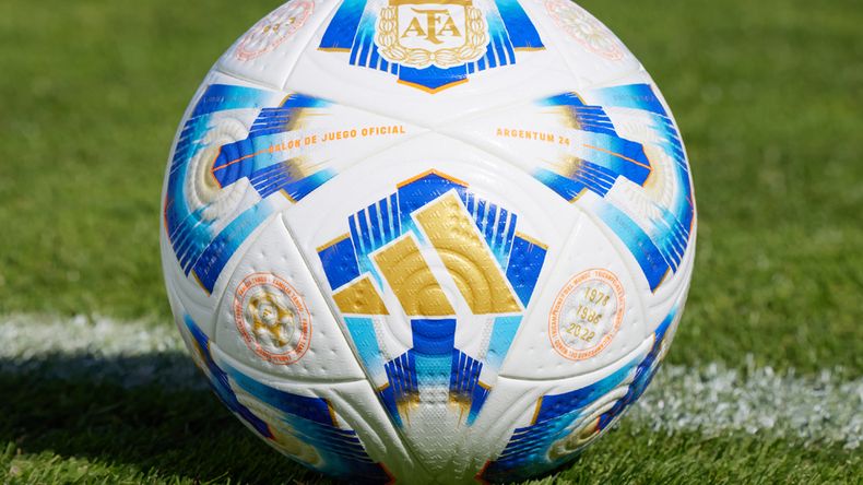 El fútbol argentino pierde a uno de sus máximos exponentes de los últimos años.