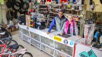 bicicleteria henry y la pasion por las bicis: no dejamos a pata a nadie
