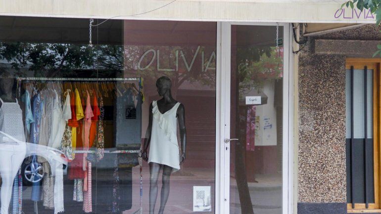 Delincuentes saquearon un local en pleno centro en Año Nuevo
