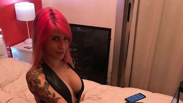 Polémica en La Plata: empleada municipal denuncia que la echaron por subir videos hot