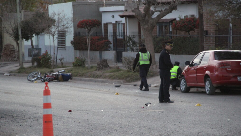 Quién era el motociclista que murió en el choque en Centenario