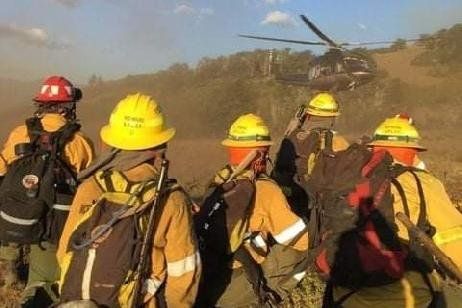 El combate al fuego se da sin tregua.