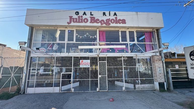 La pérdida del poder adquisitivo se traslada a todos los ámbitos de la sociedad, ya que las familias priorizan economizar con las compras mensuales en mayoristas y disminuir las pequeñas compras en almacenes y kioskos.