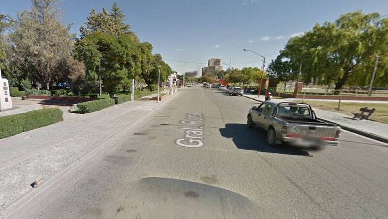 La joven sufría acoso callejero en Cinco Saltos y su mamá denunció al hombre que la hostigaba. 