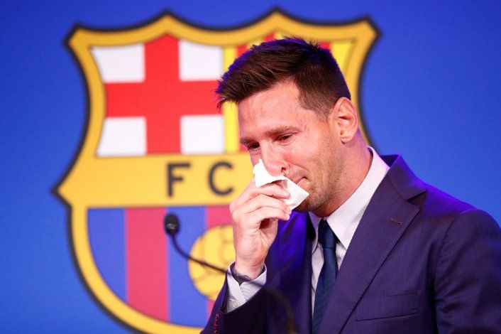 Messi se despidió del Barcelona entre lágrimas: Hice todo para quedarme