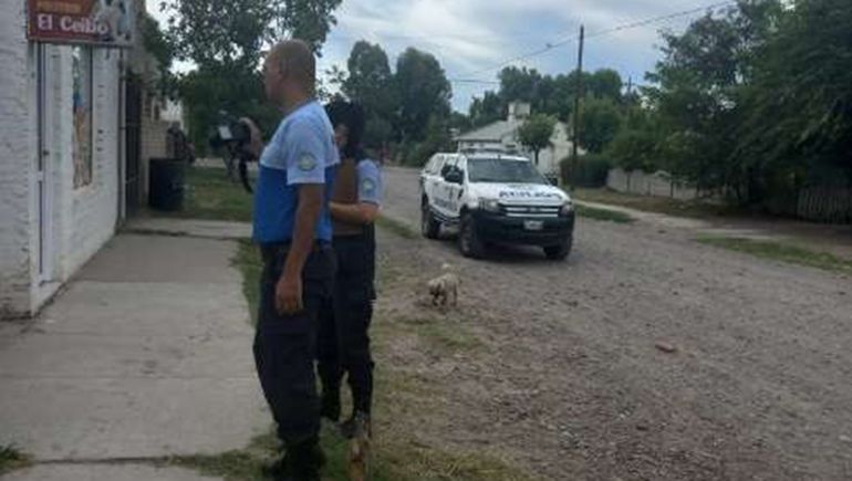Entr&oacute; a robar a una poller&iacute;a y en el apuro se olvid&oacute; las ojotas