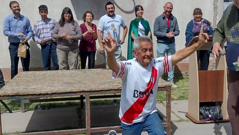 El Abuelo Ayudín tiene su propia plaza en Fernández Oro
