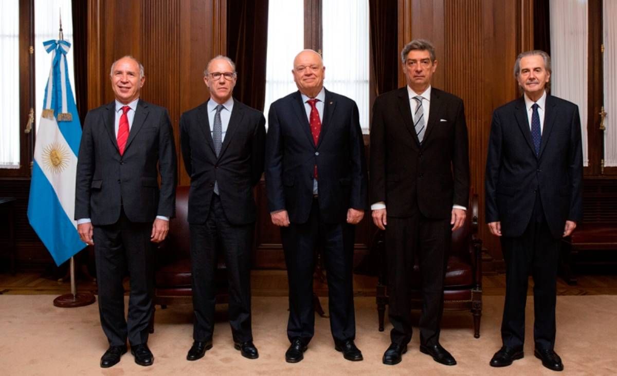 Tras el fallo de la Justicia de Rawson de que el Gobierno nacional suspenda el recorte de fondos, el Gobierno presentó un recurso de per saltum para que el caso sea revisado por la Corte Suprema de Justicia. Foto: Google.
