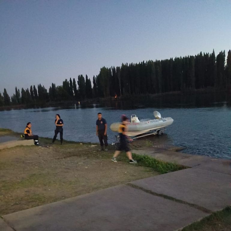 Búsqueda de la nena arrastrada por el río Limay en Las Perlas: así es el operativo