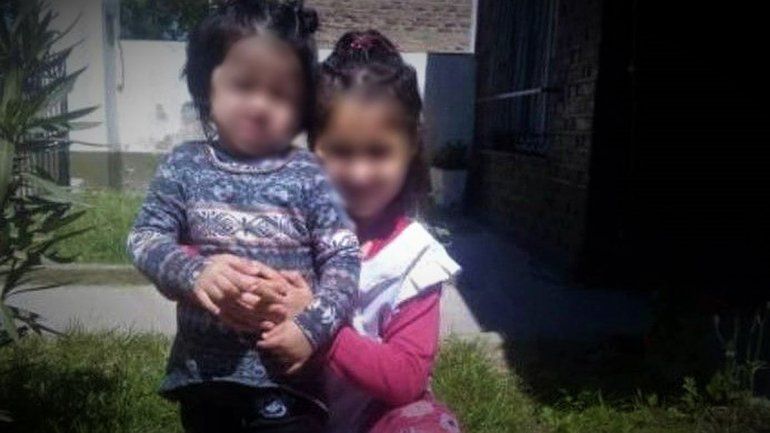 Se investigaba el secuestro de dos nenas y las encontraron atrapadas en el baúl de un auto