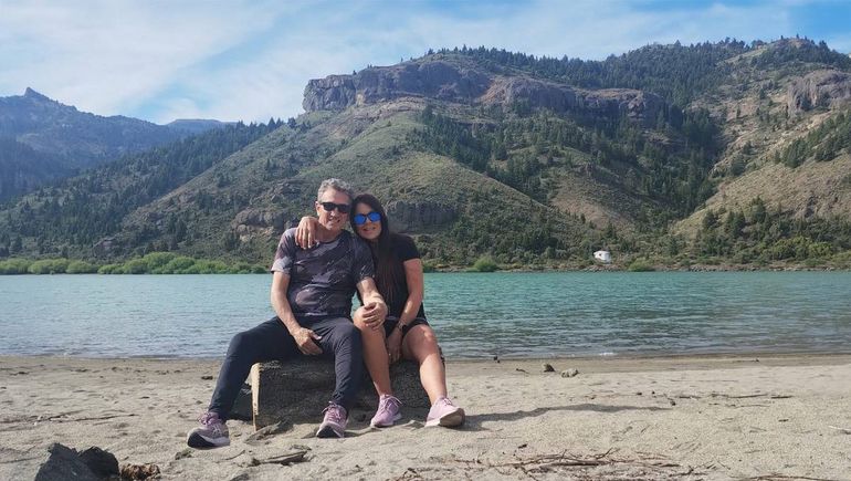 El ex arquero de Cipo y Boca que jugó con Maradona, disfruta junto a Andrea de 