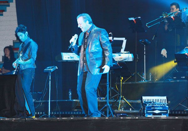 Cacho Castaña no será parte de la grilla artística de la Fiesta Homenaje a la Pera