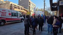 un jubilado murio tras descompensarse en la fila de pami
