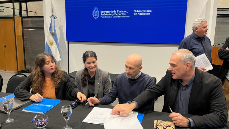 La iniciativa propone la incorporación de las soluciones tecnológicas de última generación  desarrolladas por INVAP S.E, referente en innovación y desarrollo científico.