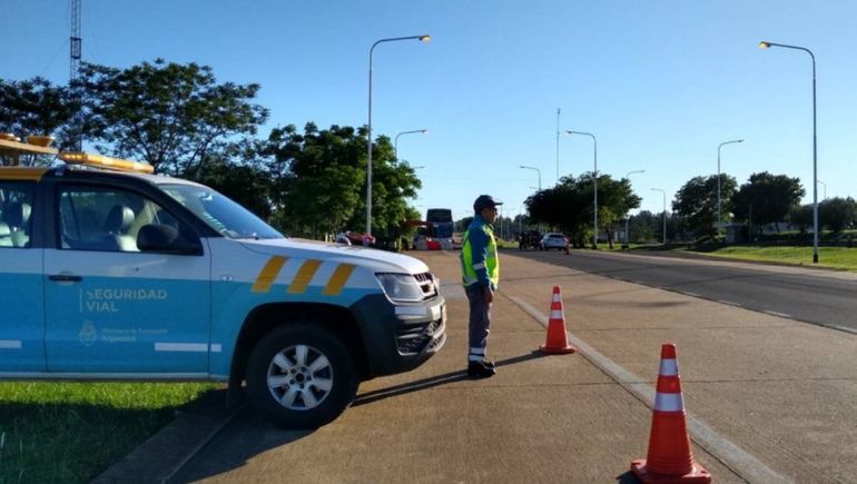 La Agencia Nacional de Seguridad Vial retuvo en Dina Huapi a un menor de edad que conducía por ruta nacional 40 acompañado del padre y sin licencia.