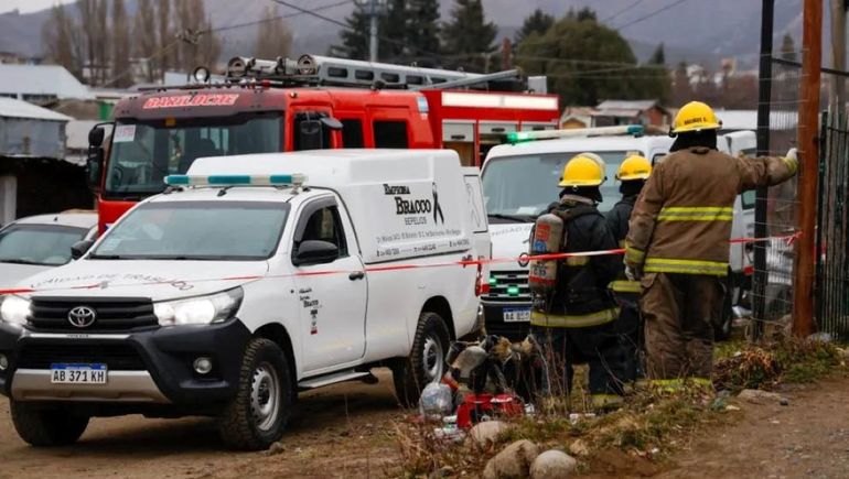 Un incendio causó la muerte de dos personas en Bariloche. 