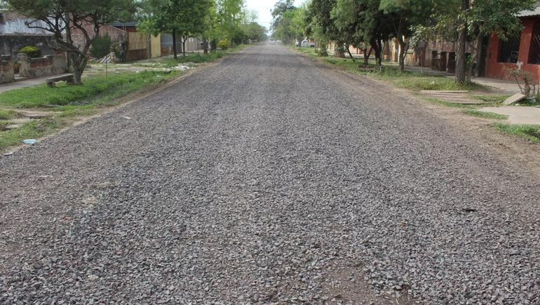 Camión circulaba por calle de ripio y chocó a una motociclista: la Justicia condenó al conductor
