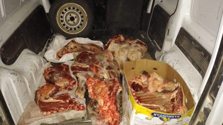 Decomisaron 250 kilos de carne vacuna que intentaba ser contrabandeada