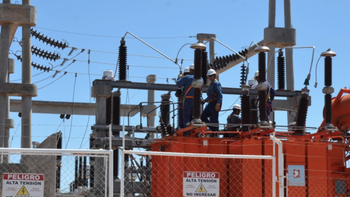 mas de la mitad de plottier se quedo sin luz por el robo de cables