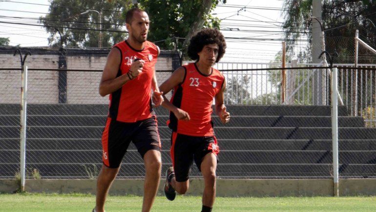 El ex Cipo Oscar Negri se recupera de una lesión y trabaja diferenciado.