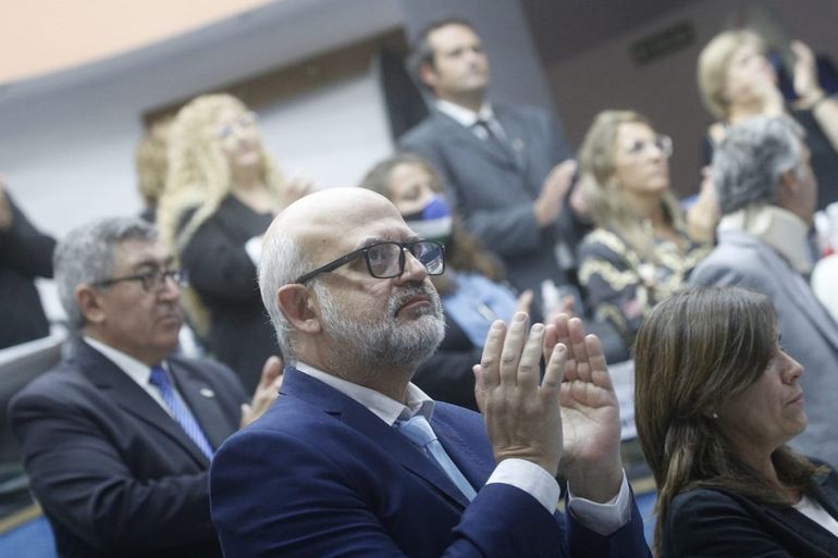 La Corte Suprema ratificó fallo contra la policía de Río Negro y Mango presentó proyectos en Legislatura.   La Corte Suprema ratificó fallo contra la policía de Río Negro y Mango presentó proyectos en Legislatura.