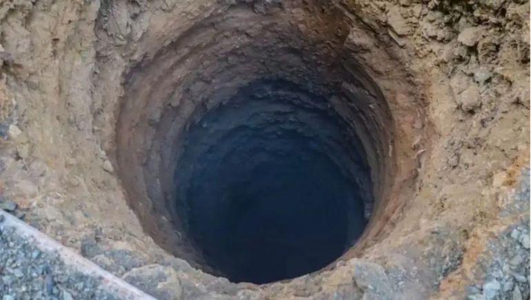 China empezó a hacer un agujero de 11 kilómetros