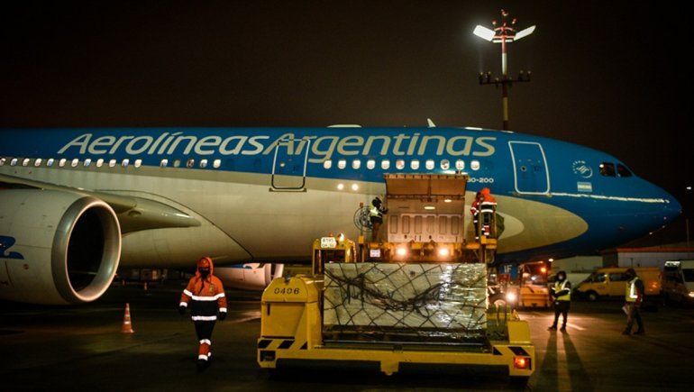 Confirman nuevo vuelo a Rusia para buscar más dosis de Sputnik