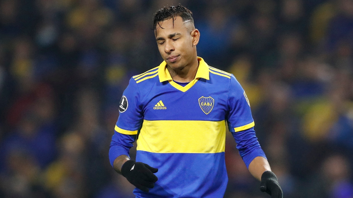 Se lesionó Villa y no jugará el Superclásico