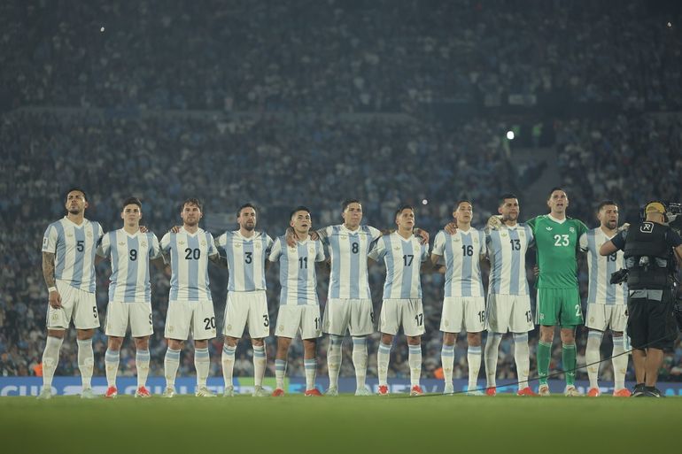 Después del triunfazo de Argentina ante Uruguay, así quedó la tabla de las Eliminatorias