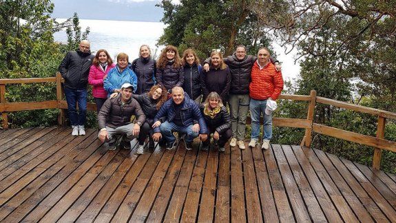 Se reencontraron 37 años después para irse de viaje de egresados   