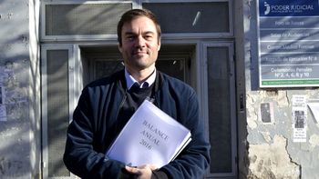 Lavín se presentó en los tribunales cipoleños y presentó documentación para desvincularse de la investigación por la construcción de 12 viviendas. 