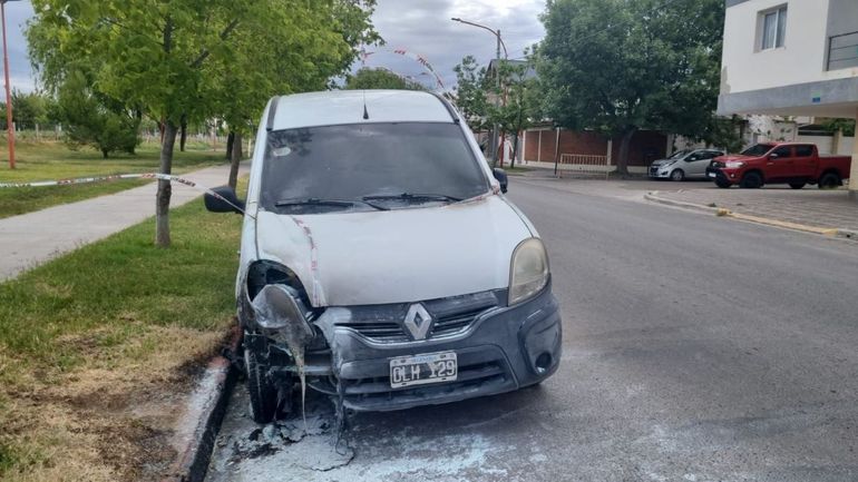 La damnificada hizo la denuncia por el incendio, en la que recalcó que cuando declaró por la causa de abuso sexual resaltó su 
