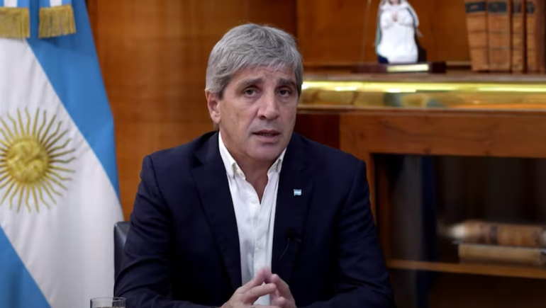 El ministro Luis Caputo en el Coloquio IDEA&nbsp;
