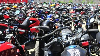 Municipio vecino convoca a los propietarios a recuperar sus vehículos.