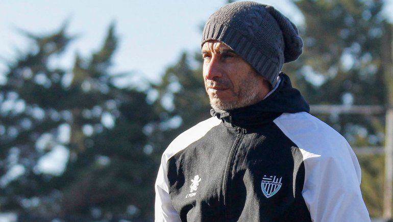 Cipo necesita los tres puntos para estar en la pelea