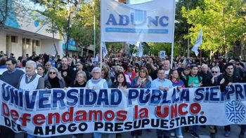 Docentes de universidades nacionales realizarán paros por todo un mes.