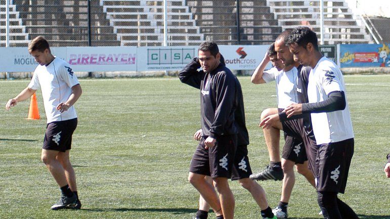 Una semana rara para el plantel de Cipo que jugará el martes.