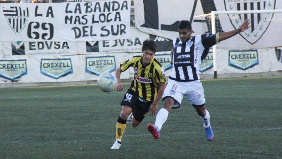 Carrera puede ser opción para jugar por una de las bandas, en la necesidad de Cipolletti de encontrar espacios en el ataque, sin descuidarse atrás.
