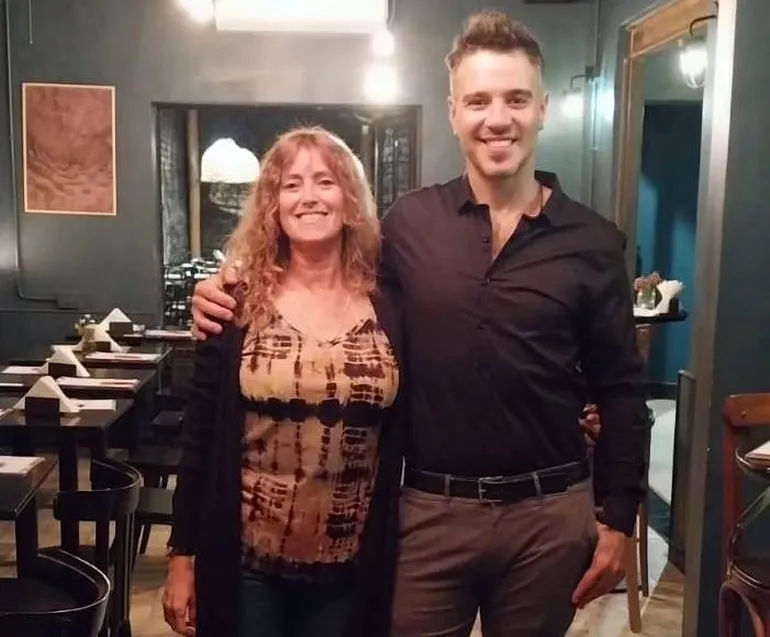 Mariano junto a Ana, su compañera de Descubriéndote. Mariano junto a Ana, su compañera de Descubriéndote.