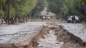 impactante tormenta azoto al norte de neuquen