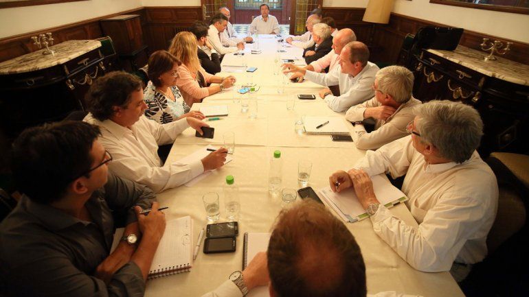 Tras la reunión de Gabinete se confirmó la convocatoria a Unter.