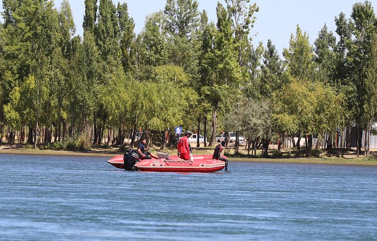 Un grave accidente sufrieron los rescatistas que buscan a Yessica. Salvaron su vida de milagro. 