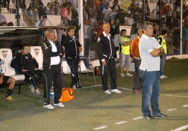 Morales suena en Madryn para el Deportivo