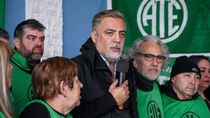 Guillermo Quiroga, dirigente de ATE Chubut, es investigado junto a su ex mujer, Mirta Simone, quien fue secretaria administrativa del gremio. 