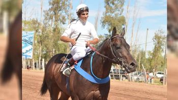 El turf está de luto, murió el jockey que se accidentó en Villa Regina. 