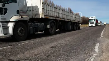 tras el amparo judicial, comenzaron los arreglos en ruta 151