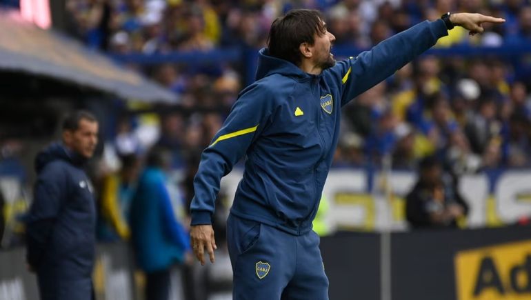 La picante respuesta de Diego Martínez al Pipi Romagnoli tras el triunfo de Boca en el clásico: Los pasamos por arriba