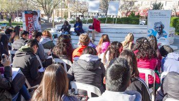 La Facultad de Medicina realizó toda su actividad en la plaza.